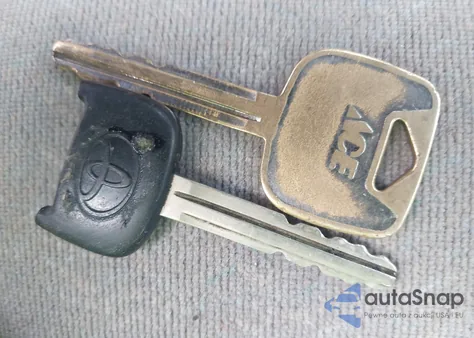 1999 Toyota Camry Le/Xle z USA, uszkodzony, nr VIN JT2BG22KXX0338703